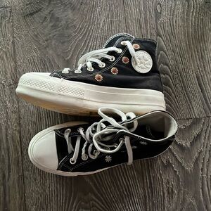 Women’s Converse Chuck Taylor Festival Smoothie with daisies US Size 6